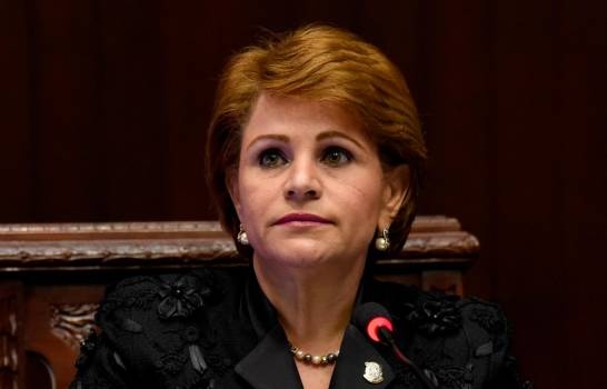 La PGR interroga a Lucía Medina en ronda investigativa sobre declaración patrimonial