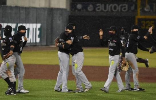 Los Tomateros y los Naranjeros triunfan y se citan en la final de México; Indios a la final en PR