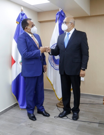 Nuevo director del Consejo Nacional de Drogas anuncia trabajará de mano con  las instituciones públicas y privadas | La Nación Dominicana, Todo tu país,  en un solo click...!