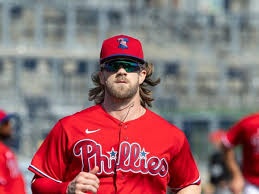 Bryce Harper, ansioso por cortar sequía de playoffs en Filis