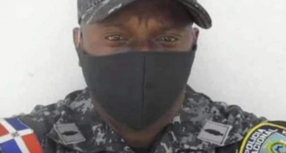 Muere teniente de la Policía herido por hombre que mató a dos mujeres en Yamasá