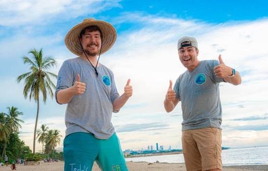 Youtubers inician en RD campaña mundial para eliminar basura de las playas