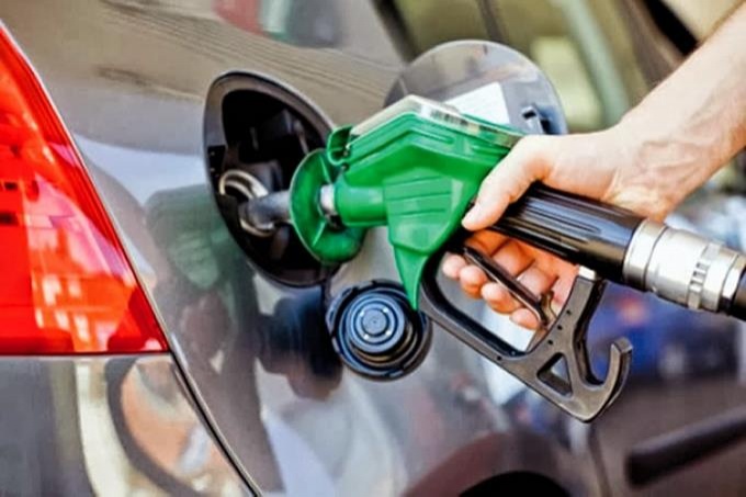 Ministerio de Industria y Comercio aumenta RD$5 al GLP y RD$ 3.50 a la gasolina regular