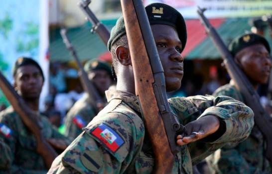 Ejército haitiano integrará a más soldados a partir de diciembre; actualmente dispone de 450 soldados