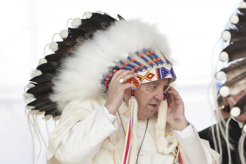 El papa Francisco lamenta “los terribles efectos de la colonización” en América
