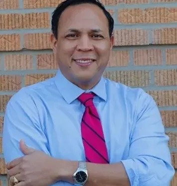 Dominicano tras puesto Asamblea Estatal de Nueva York por el Partido Demócrata
