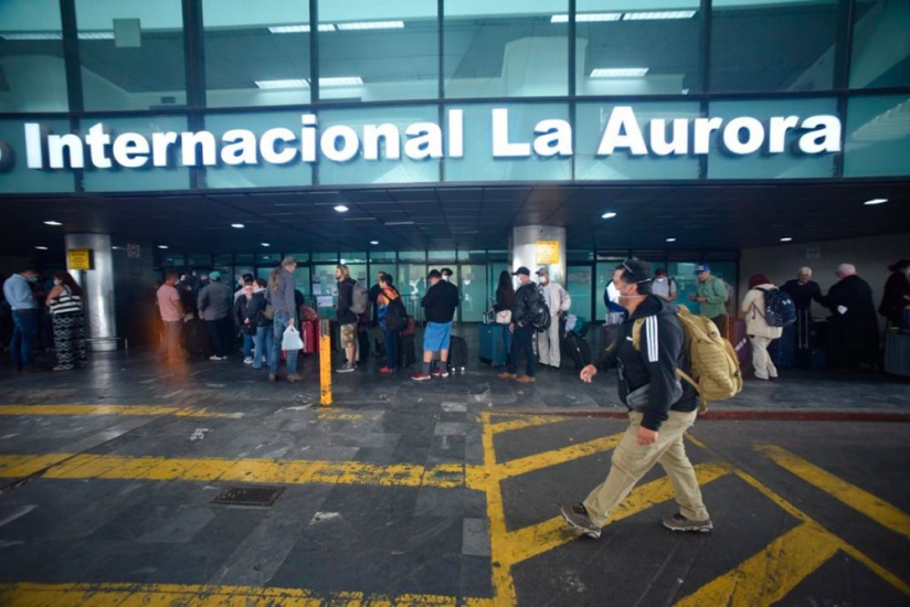 Aeropuerto la Aurora, un puente para llegar a EEUU; allí se encuentran varados 34 dominicanos