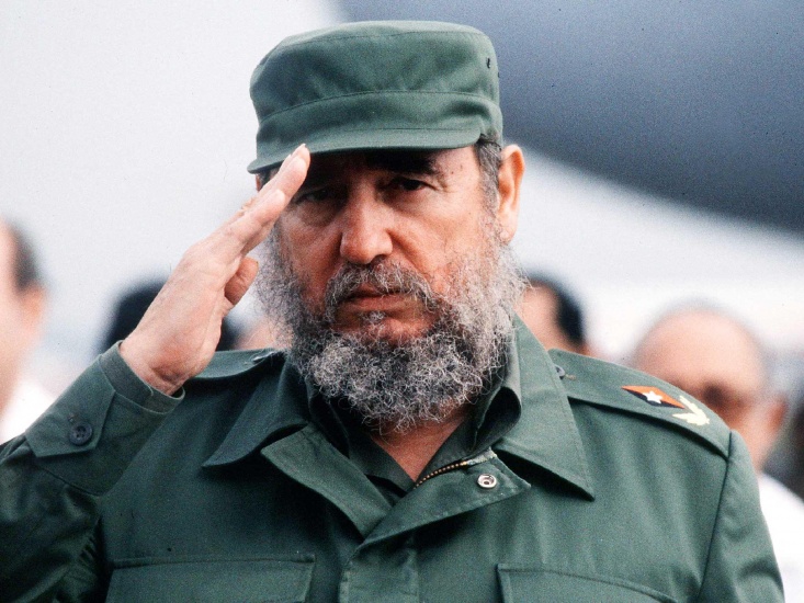 Cubanos conmemoran el sexto aniversario de la muerte de Fidel Castro