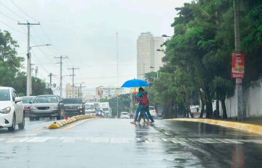 El Coe Coloca Al Distrito Nacional Y Siete Provincias En Alerta Verde