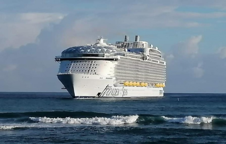 Puerto Plata recibe el crucero más grande del mundo