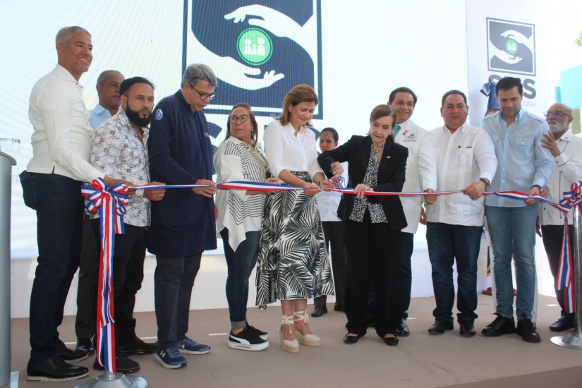 Gobierno inaugura segunda etapa remozamiento Hospital Municipal Dr. Luis Espaillat, de Sabana Iglesia 