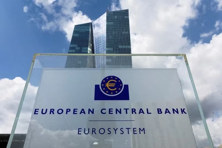El Banco Central Europeo volvió a aumentar las tasas de interés en medio nuevas turbulencias bancarias