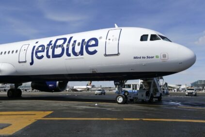 JetBlue promociona vuelos desde US$156 a Santo Domingo y Punta Cana
