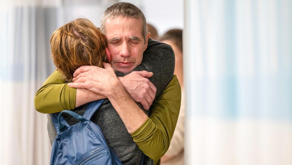 Israel rescata a dos rehenes argentinos en un operativo en Rafa que dejó decenas de muertos y heridos