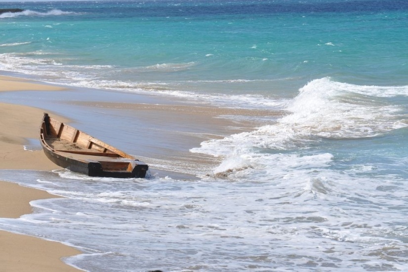 Varios desaparecidos y una persona muerta es el resultado al momento de un naufragio en Higüey