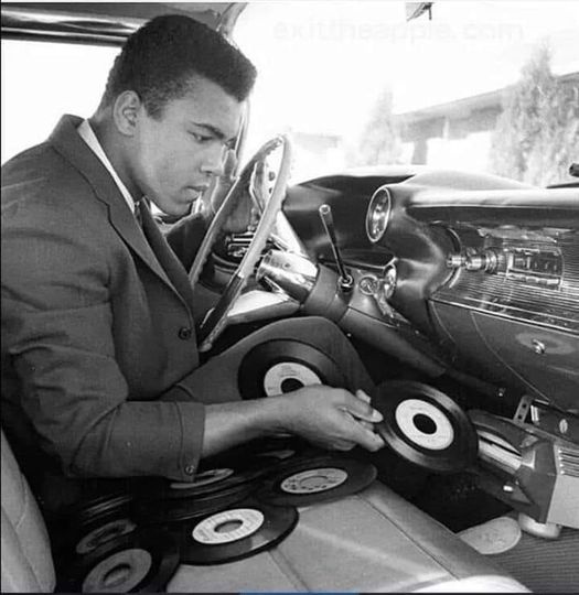 Muhammad Ali tenía un reproductor que tocaba discos de 45 rpm 