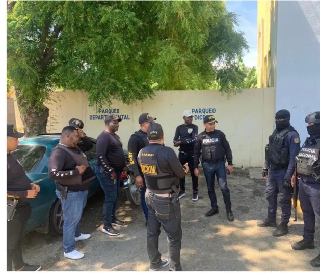 Policía captura en Puerto Plata a cuatro personas, tres de ellas implicadas en cuádruple homicidio