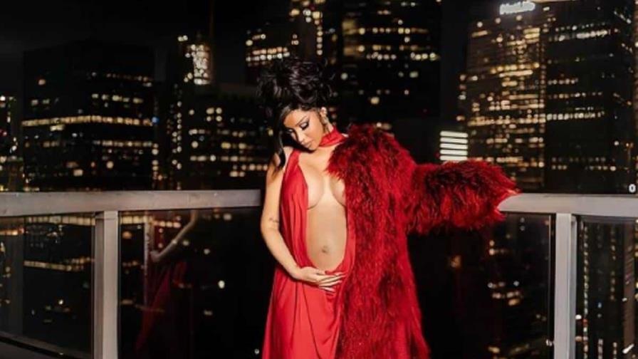Cardi B anuncia su tercer embarazo en medio de proceso de divorcio