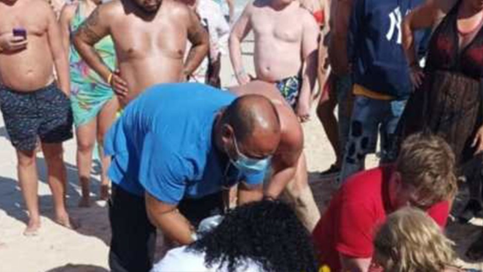 Suman tres los turistas muertos por ahogamiento en playa Arena Gorda, Punta Cana