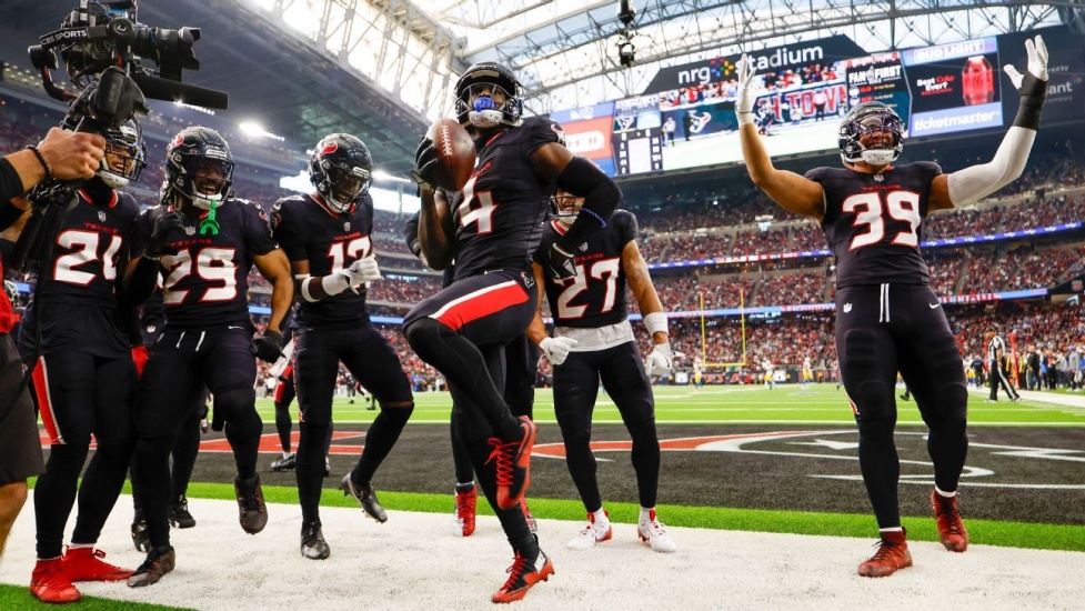 La Ronda de Comodines de la NFL arrancó con un resultado sorpresivo y una actuación dominante.