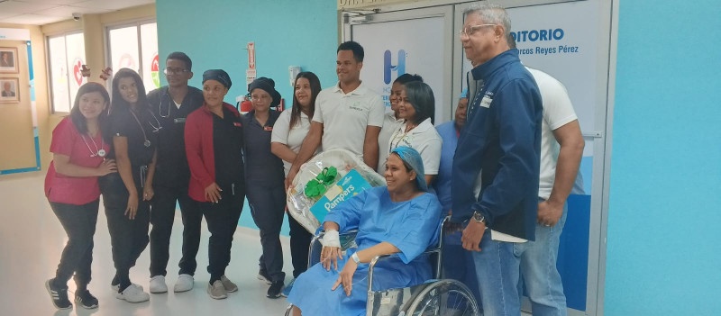 Hospital Materno Infantil San Lorenzo de Los Mina registró el primer nacimiento de 2025 en ese centro