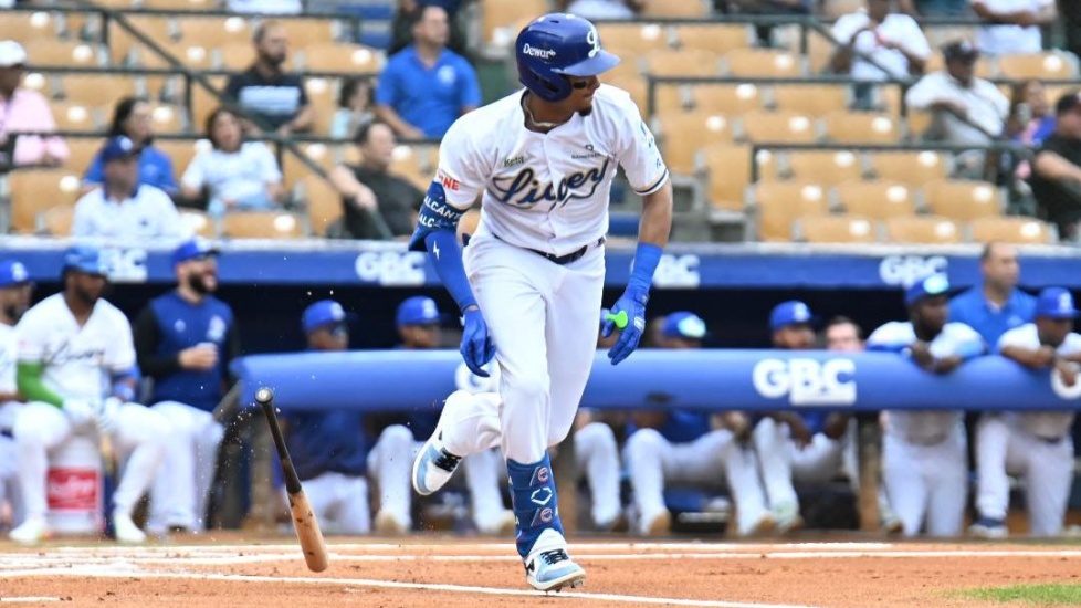 Tigres del Licey firme en primer lugar tras derrota a los Leones; Estrellas vencen Aguílas y empatan con Leones en el segundo, resúmen