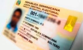 La JCE dispuso por resolución, el 8 de agosto de 2024, que las cédulas tienen validez "hasta tanto se concluya el proceso de sustitución de las mismas