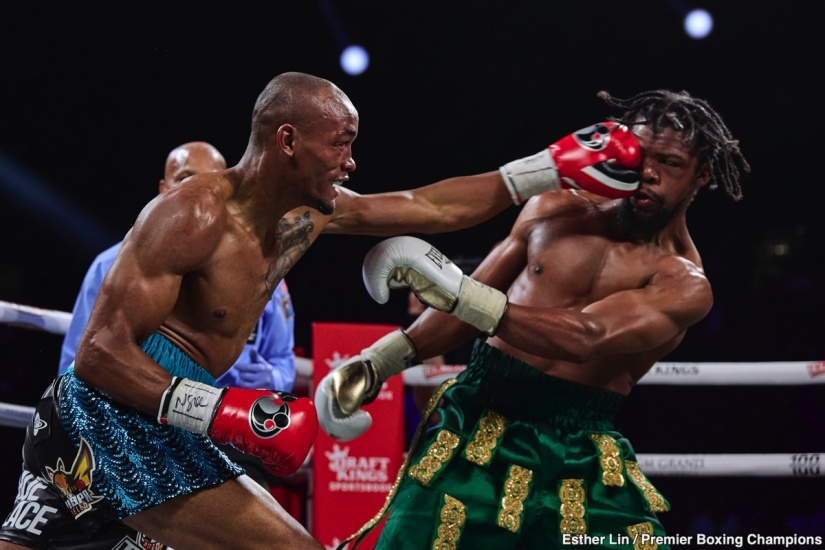 Dominicano "La Avispa" Puello está en NY para la defensa de su título mundial de las 140 libras el próximo sábado