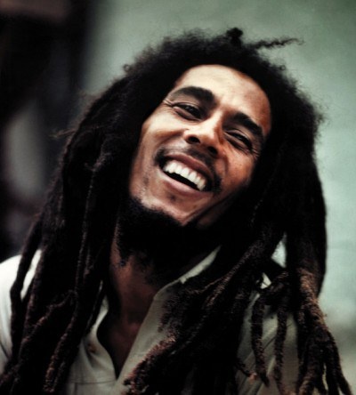 El día que quisieron asesinar a Bob Marley: 86 disparos, una bala en el pecho y la teoría de un complot de la CIA