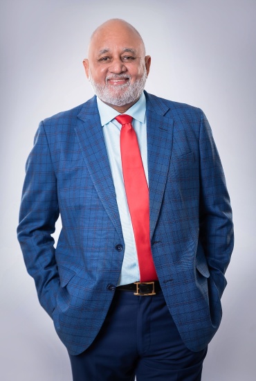 Roberto Fulcar presentará su libro ´´Mi compromiso con la educación´´