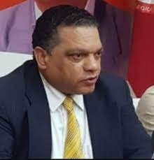  Abogado y dirigente sindical Mario Díaz irá como candidato a la presidencia por la ruta independiente