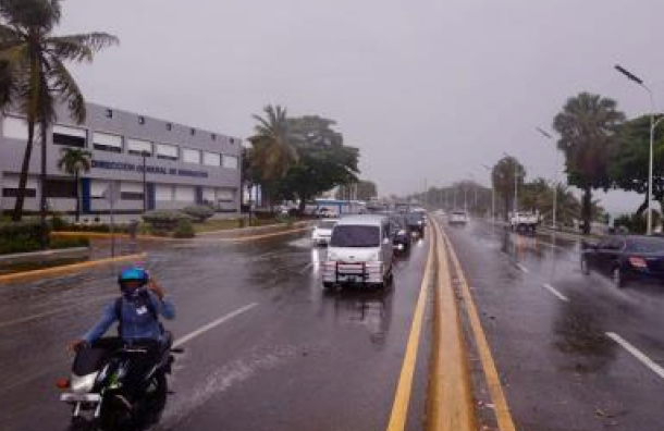Meteorología prevé para este lunes chubascos aislados en varias zonas del país, temperaturas agradables en la noche