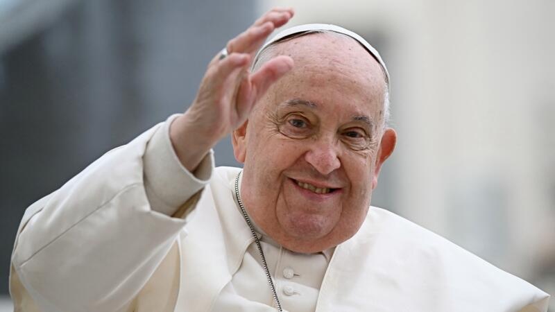 El papa Francisco, convaleciente instó el domingo a los católicos a vivir la Cuaresma como un "tiempo de curación"