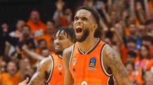 Dominicano Jean Montero acerca al Valencia a la final, lidera victoria ante el Hapoel Tel Aviv