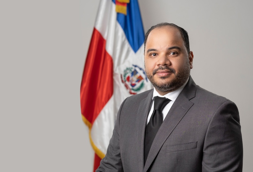 Defensor del Pueblo señala los 5 derechos más vulnerados en República Dominicana