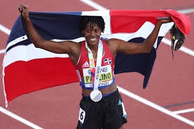 Campeona mundial la dominicana Marileidy Paulino, debuta hoy en el Grand Slam Track en Jamaica 