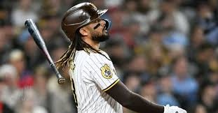 Tatis Jr., batea su séptimo jonrón, en revés de Padres; Rafael Devers jonrón y 3 remolcadas, Clase rescata el cuarto, resúmen