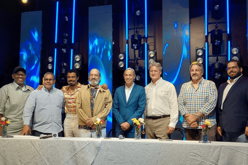 Concierto en honor a Fernando Echavarría reunirá grandes voces del arte dominicano.