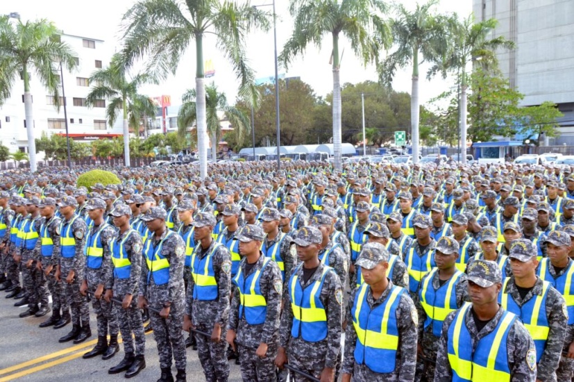Casi 28 mil agentes policiales y militares estarán desplegados en las calles