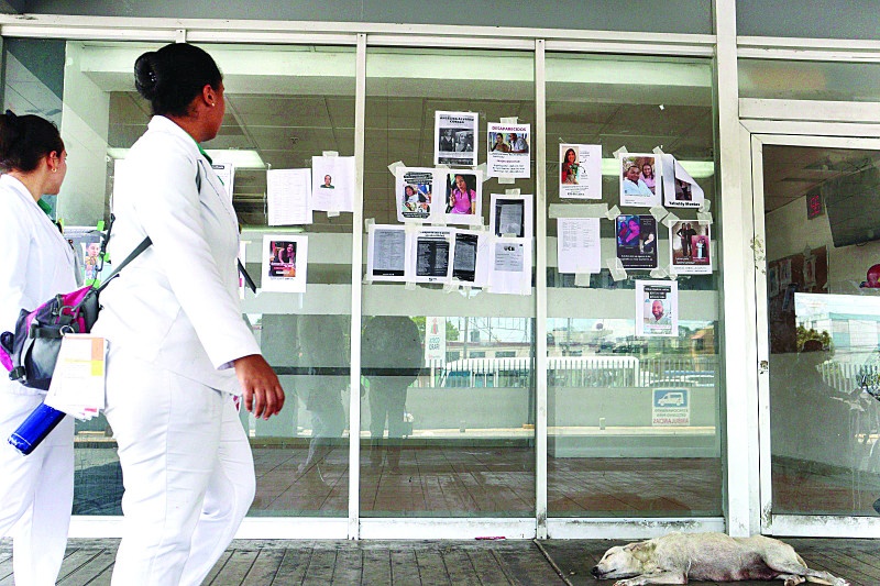 Salen de cuidados intensivos tres sobrevivientes del derrumbe del Jet Set