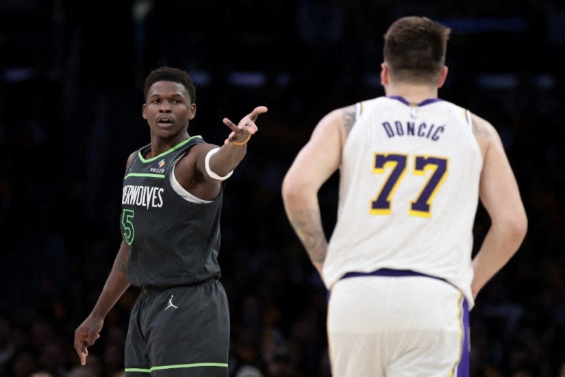 Timberwolves derrota Lakers en su casa en inicio playoffs; Nuggets y Pacers ganan, resúmen de playoffs