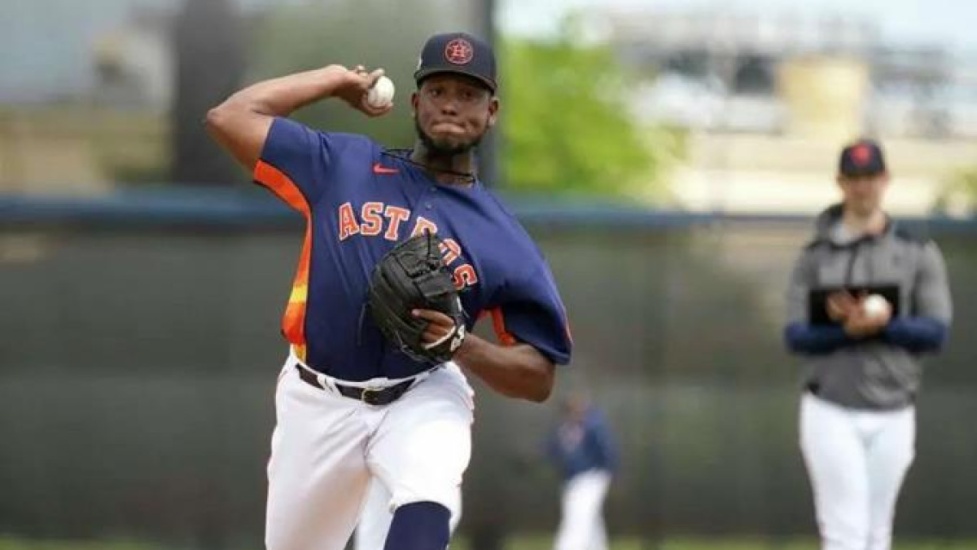 El dominicano Ronel Blanco dominante frente Astros; bombardean a Severino, Devers y Vientos pegan jonrones, resúmen