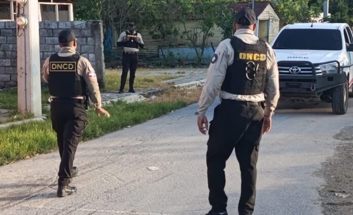 Capturan a “Moronta”, sucesor de “Kiko la Quema”, con armas, drogas y dinero en operativo en Cambita Garabitos