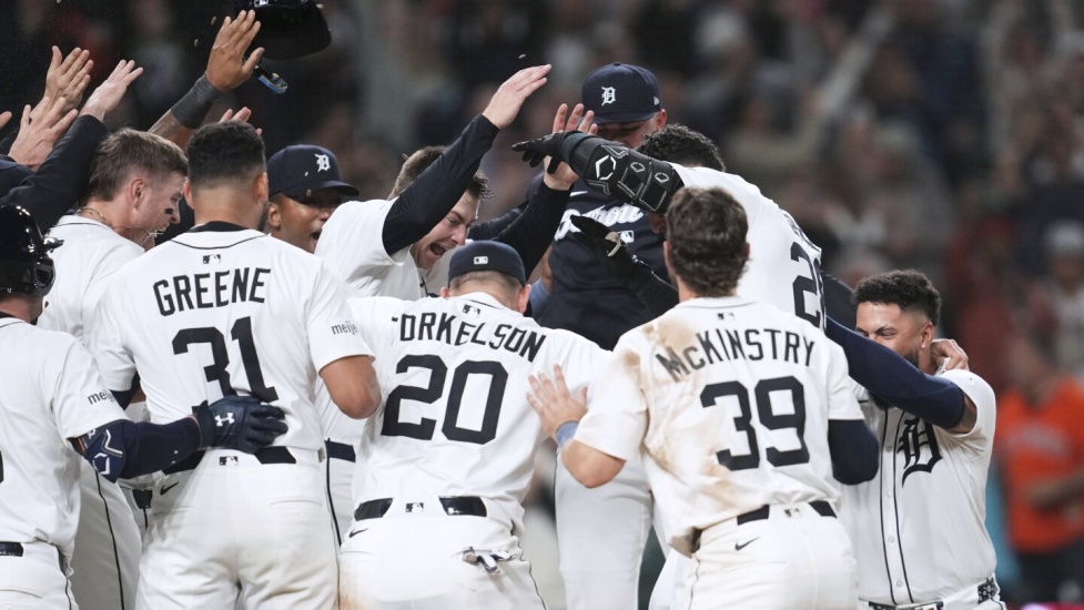 Malloy enciende la remontada y Tigres barren a los Gigantes con dramática victoria 4-3