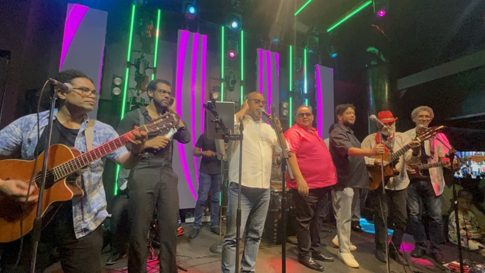 Se presenta con éxito tributo a Fernando Echavarría y vive en su música