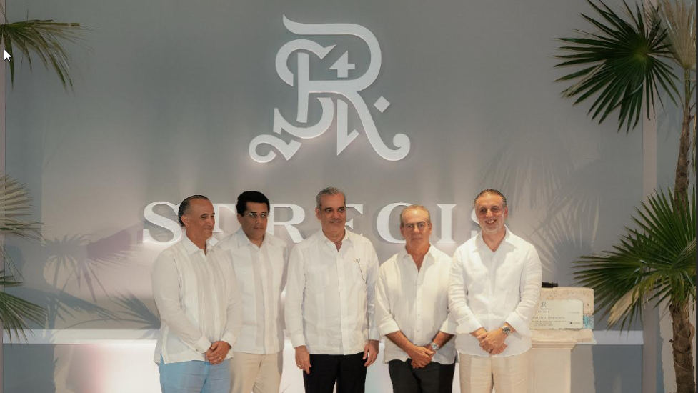 Abinader inaugura el exclusivo complejo hotelero St. Regis Cap Cana Resort & Residences