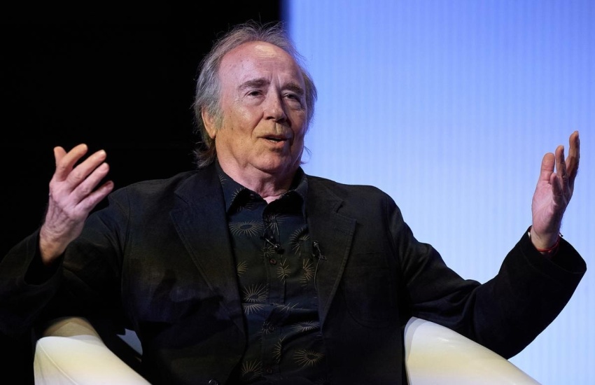 Joan Manuel Serrat: "No he esperado a tener 80 años para saber que todo pasa muy deprisa y que hoy eres fuego y mañana olvido"