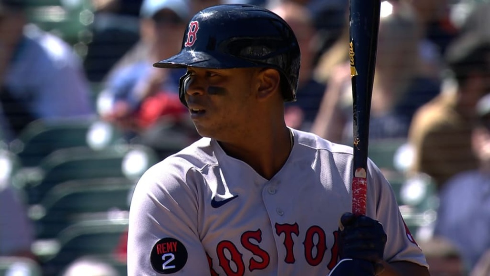 Medias Rojas cambian a Rafael Devers a los Gigantes de San Francisco