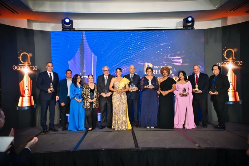 Acroarte exalta el legado de un periodismo responsable