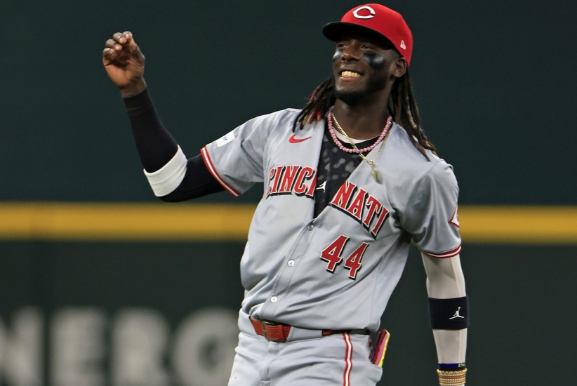 Elly De La Cruz guía Rojos, Bravos rompen racha de derrotas; Piratas y Filis ganan, resúmen 